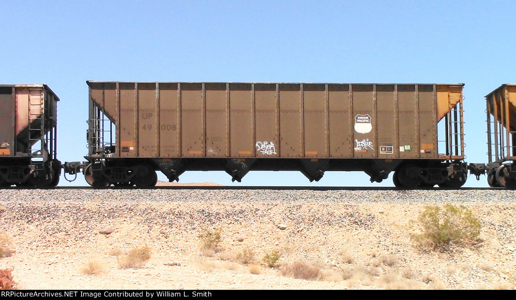EB Unit Empty Hooper Frt at Erie NV W-Pshr -47